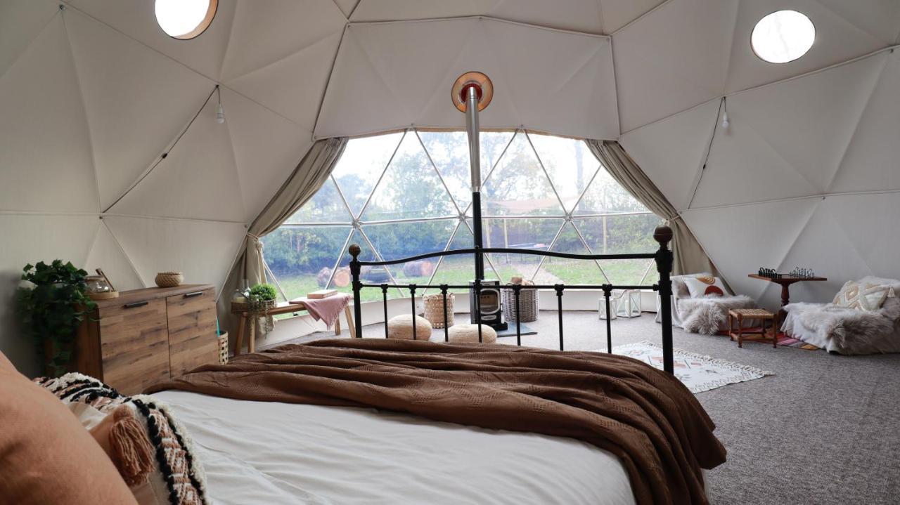 ホテル Luxury Dome With Private Wood-Fired Hot Tub オックスフォード エクステリア 写真